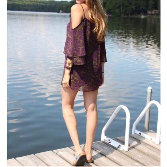 SHOW ME YOUR MUMU Women’s Cold Shoulder Mini Dress NWT Size Medium - Picture 1 of 7